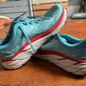 Hoka Clifton 8 Size 7.5